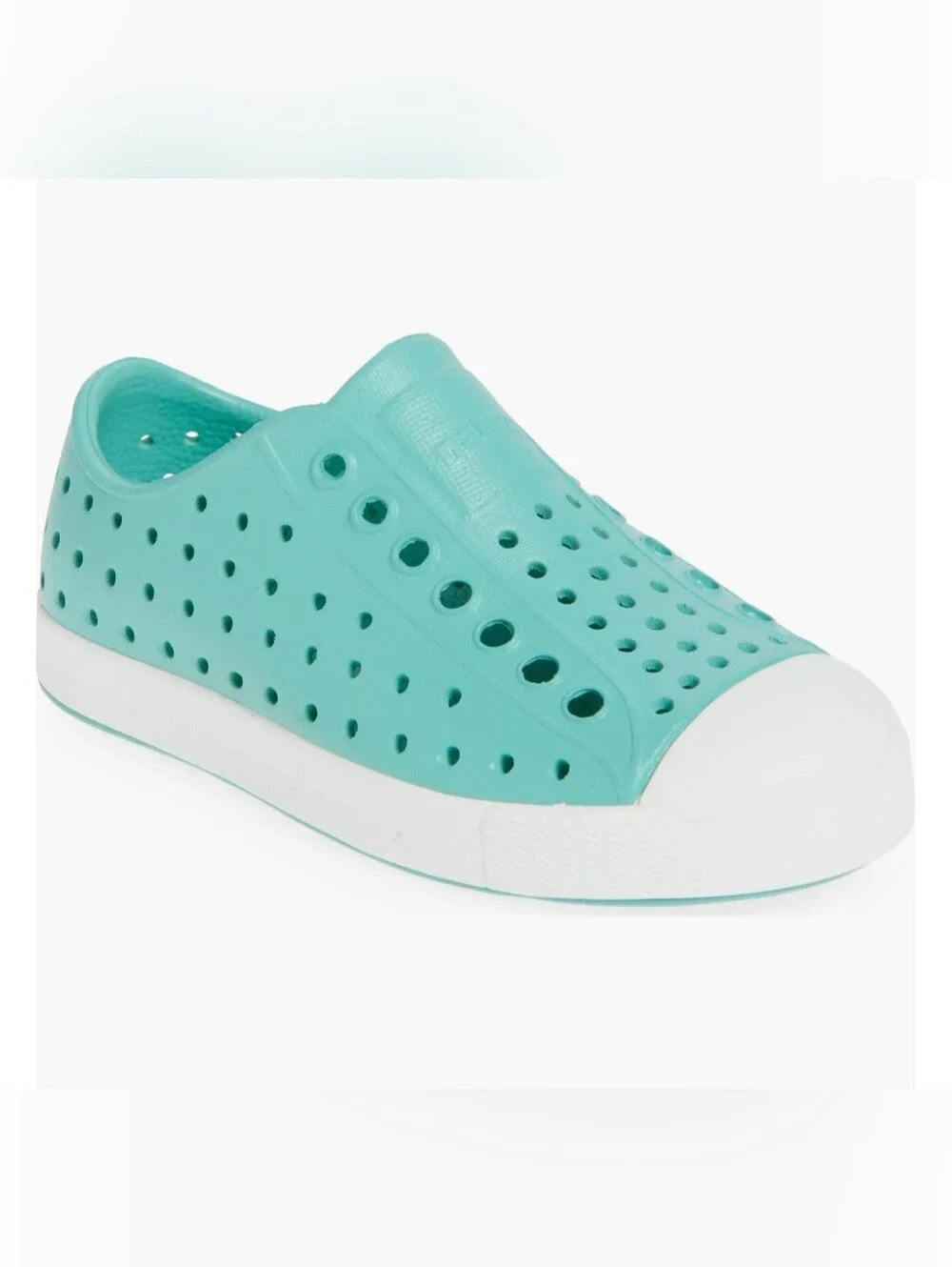 NWT Native Shoes Jefferson Water Friendly Slip-On Sneaker Size 9